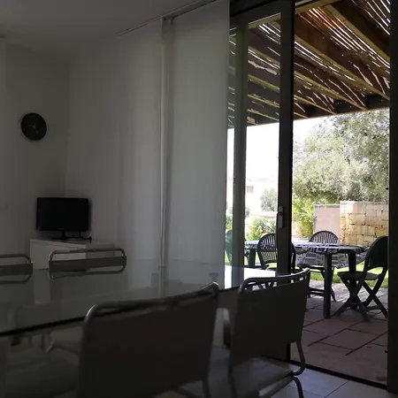 Borgo Carrubedda Porto Pino *