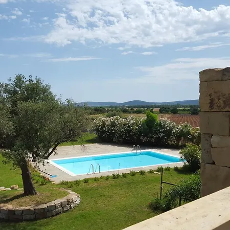 Villa Borgo Carrubedda Porto Pino